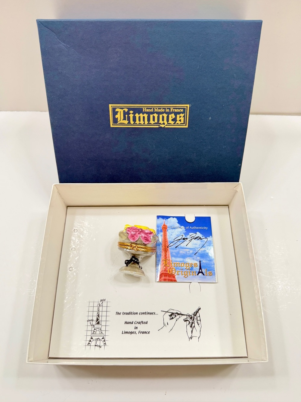 NIB Peint Main Limoges France Trinket Box Signed Hand Painted, Flower Top Toilet